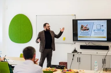 Lokalne eliminacje do Mistrzostw Świata MS Office Specialist 2026 | Aktualności | Uniwersytet WSB Merito Szczecin: rozdanie nagród ms office 8