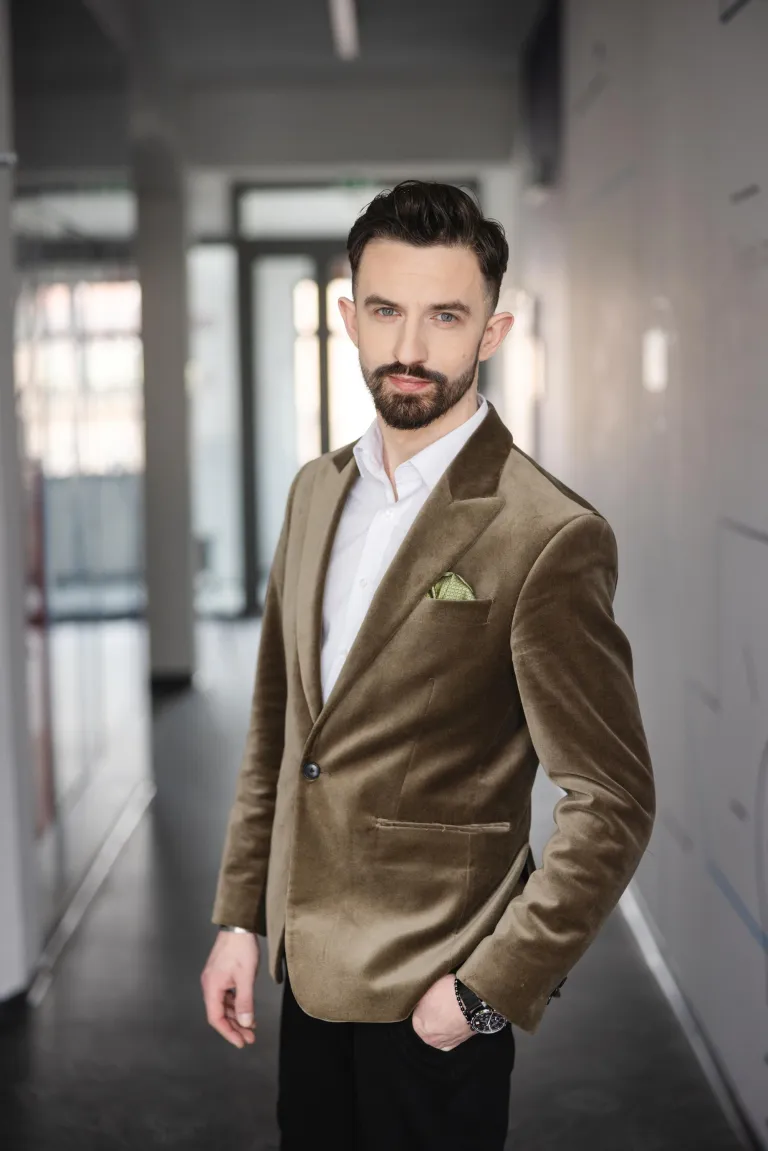 Zarządzanie logistyką w służbach mundurowych | Studia podyplomowe w Szczecinie | Uniwersytet WSB Merito Szczecin: Marcin Mitura, student UWSB Merito Szczecin