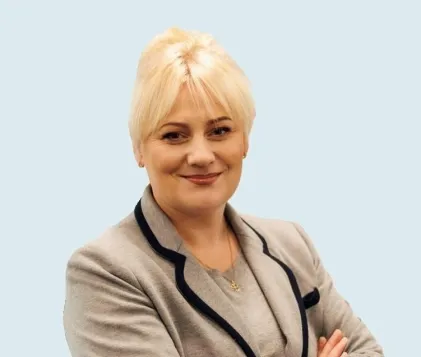 Władze uniwersytetu | Uniwersytet WSB Merito Szczecin: dr Izabela Auguściak