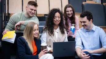 International Business | Studia I stopnia w Toruniu | Uniwersytet WSB Merito w Toruniu: Grupa studentów