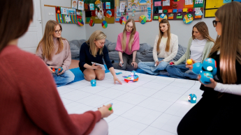 Integracja sensoryczna – diagnoza i terapia dzieci | Studia podyplomowe w Toruniu | Uniwersytet WSB Merito w Toruniu: Pedagogika_studentki