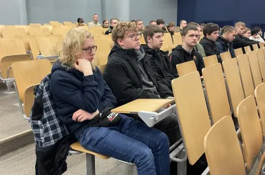 „Życie kruche jak lód” – spotkanie dla uczniów szkół średnich | 27.01.2026 [GALERIA ZDJĘĆ] | Aktualności | Uniwersytet WSB Merito w Toruniu: uczestnicy wydarzenia życie kruche jak lód