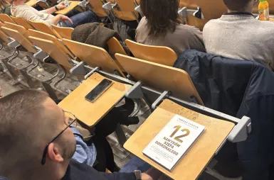 Spotkanie autorskie z Tomaszem Gordonem na Uniwersytecie WSB Merito w Toruniu | 24.02.2026 [GALERIA ZDJĘĆ] | Aktualności | Uniwersytet WSB Merito w Toruniu: spotkanie autorskie z Tomaszem Gordonem