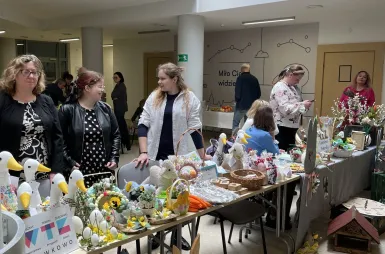 Kiermasz Wielkanocny na Uniwersytecie WSB Merito w Toruniu 26 marca [GALERIA ZDJĘĆ] | Aktualności | Uniwersytet WSB Merito w Toruniu: kiermasz wielkanocny na Uniwersytecie WSB Merito w Toruniu