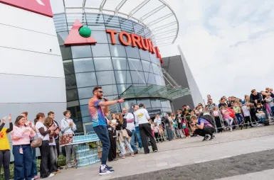 Uniwersytet WSB Merito w Toruniu partnerem II Edycji Trylogii Toruńskich Legend [ZDJĘCIA] | Aktualności | Uniwersytet WSB Merito w Toruniu: start biegu