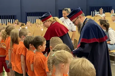 MERITO KIDS DAY - Dzień Dziecka na Uniwersytecie WSB Merito w Toruniu [GALERIA ZDJĘĆ] | Aktualności | Uniwersytet WSB Merito w Toruniu: uczestnicy MERITO KIDS DAY