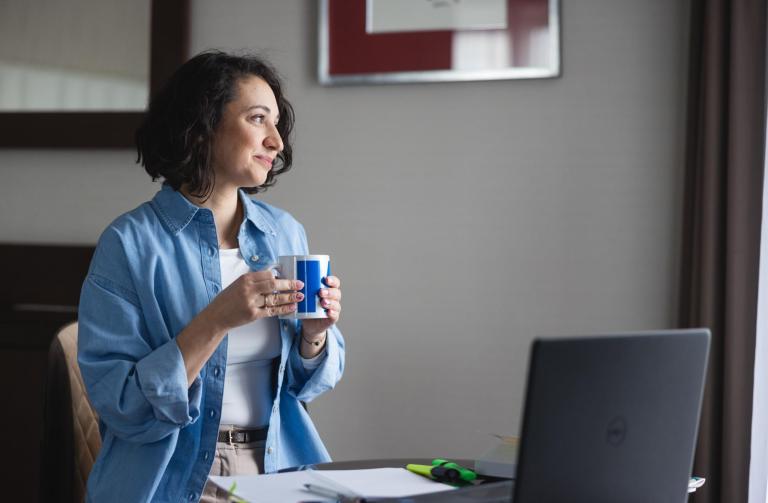 Biznes | Uniwersytet WSB Merito w Toruniu: Toruń - sp - sesja - studentka - online