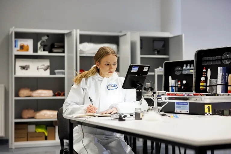 Ochrona ludności i obrona cywilna | Studia II stopnia w Toruniu | Uniwersytet WSB Merito w Toruniu: Główna grafika: Toruń - studia licencjackie 