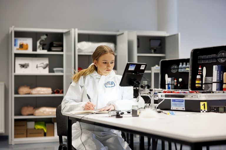 Ochrona ludności i obrona cywilna | Studia II stopnia w Toruniu | Uniwersytet WSB Merito w Toruniu: Główna grafika: Toruń - studia licencjackie 