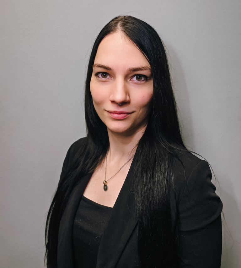 Wybór po studiach nie musi być trudny - uzyskaj dostęp do bezpłatnych podcastów | Aktualności | Uniwersytet WSB Merito w Toruniu: Ksenia Gruszecka