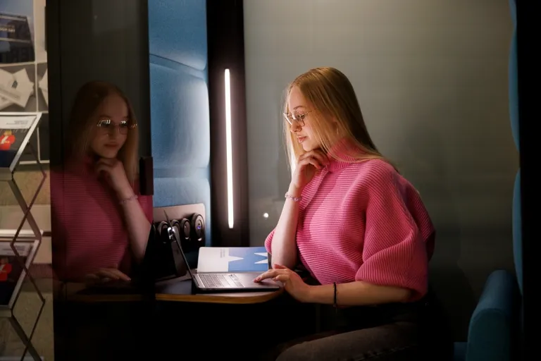 Projektowanie komunikacji produktowej | Uniwersytet WSB Merito w Toruniu: Studentka