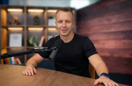 AI jest kobietą. Technologia widziana kobiecym okiem. | 8.03.2026 | Aktualności | Uniwersytet WSB Merito Warszawa: Jacek Bąk