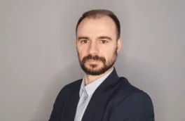 Administracja celno-skarbowa | Studia I stopnia w Warszawie | Uniwersytet WSB Merito Warszawa: dr Piotr Pięta