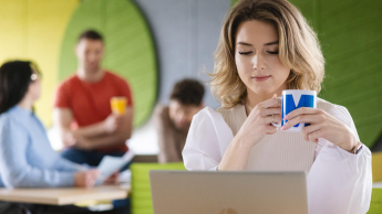 Projektowanie innowacji i sztuczna inteligencja | Studia II stopnia w Warszawie | Uniwersytet WSB Merito Warszawa: Studentka UWSB