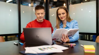 Bezpieczeństwo systemów informacyjno-komunikacyjnych - dla inżynierów | Uniwersytet WSB Merito Warszawa: Wspólna praca nad analizą