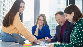 Wyniki wyszukiwania | Uniwersytet WSB Merito Warszawa: grupa osób ciesząca się wynikami projektu