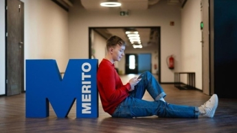 Psychoneuroimmunologia (PNI) | Uniwersytet WSB Merito Warszawa: Student z eMką