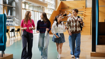 Analityka danych w finansach | Studia I stopnia w Warszawie | Uniwersytet WSB Merito Warszawa: studenci 