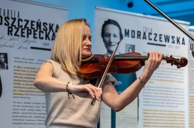 AI jest kobietą. Technologia widziana kobiecym okiem. | 8.03.2026 | Aktualności | Uniwersytet WSB Merito Warszawa: My kobiety