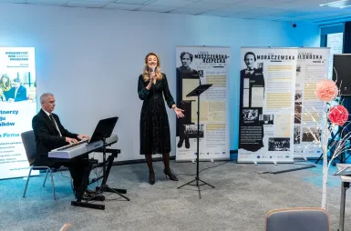 AI jest kobietą. Technologia widziana kobiecym okiem. | 8.03.2026 | Aktualności | Uniwersytet WSB Merito Warszawa: My kobiety