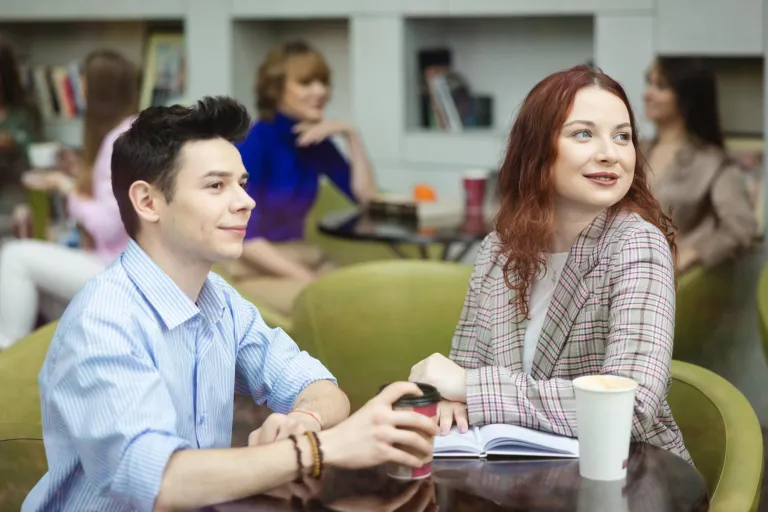 Szkoły i uczniowie | Uniwersytet WSB Merito Warszawa: Studenci UWSB w Warszawie
