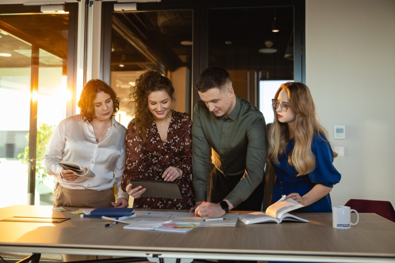 Bankowość | Studia II stopnia ze studiami podyplomowymi  | Uniwersytet WSB Merito Warszawa: praca