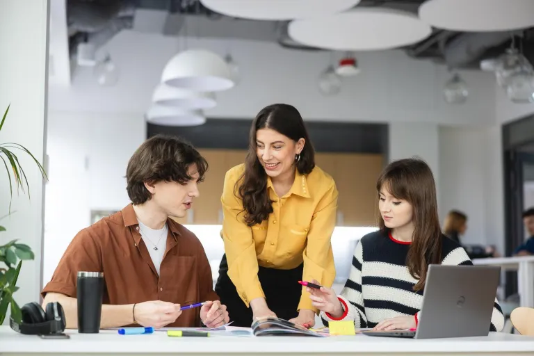 Prawo handlowe i regulacje biznesu | Uniwersytet WSB Merito Warszawa: Studenci UWSB w Warszawie