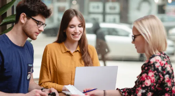 Strategie rozwoju biznesu | Uniwersytet WSB Merito Warszawa: Studenci Uniwersytetu WSB Merito Warszawa