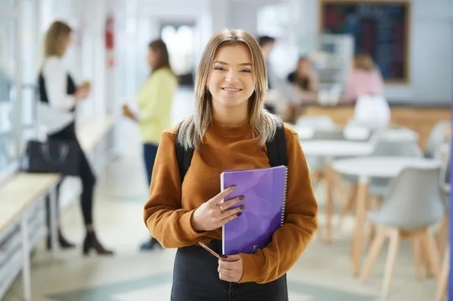 Finanse przedsiębiorstw | Studia I stopnia w Warszawie | Uniwersytet WSB Merito Warszawa: Studentka