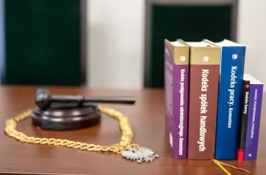 Laboratoria i pracownie | Uniwersytet WSB Merito we Wrocławiu: sala rozpraw sądowych