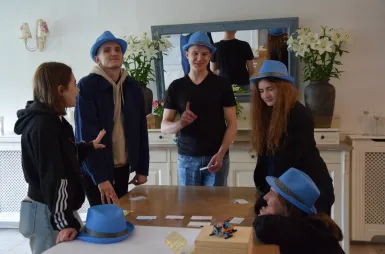 Relacja z wyjazdu szkoleniowego programu "Szkoła Liderów" Biura Karier | Uniwersytet WSB Merito we Wrocławiu: uczestnicy szkoły liderów