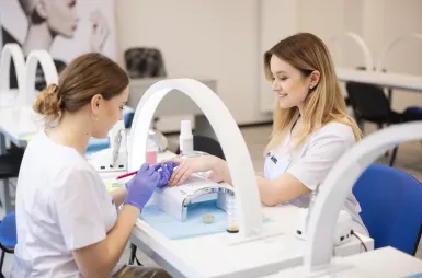 Wyniki wyszukiwania | Uniwersytet WSB Merito we Wrocławiu: pracownia manicure i stylizacji paznokci