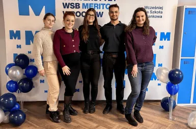 Biuro Karier szkoli przyszłych liderów | Aktualności | Uniwersytet WSB Merito we Wrocławiu: Uczestnicy Szkoły Liderów