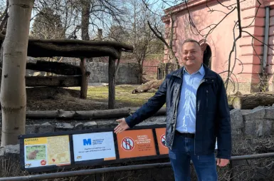 Opiekujemy się kapibarami w ZOO Wrocław! | Aktualności | Uniwersytet WSB Merito we Wrocławiu: Odwiedziny u kapibar