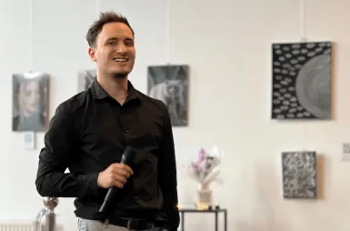 Nasi studenci zaprezentowali swoje ukryte talenty! | Aktualności | Uniwersytet WSB Merito we Wrocławiu: Fotorelacja z wydarzenia