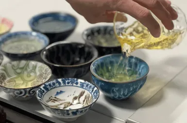 Nasi studenci zaprezentowali swoje ukryte talenty! | Aktualności | Uniwersytet WSB Merito we Wrocławiu: Fotorelacja z wydarzenia