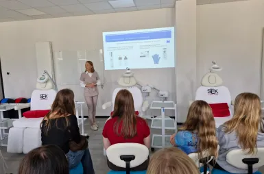 Ponad pół tysiąca uczestników Dolnośląskiego Festiwalu Nauki | Aktualności | Uniwersytet WSB Merito we Wrocławiu: Zajęcia w ramach DFN