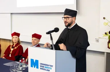 Rozpoczęliśmy rok akademicki 2026/2027 | Uniwersytet WSB Merito we Wrocławiu: Relacja z uroczystości