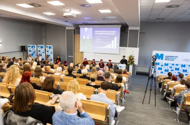 Rozpoczęliśmy rok akademicki 2026/2027 | Uniwersytet WSB Merito we Wrocławiu: Relacja z uroczystości