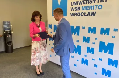 Nasi naukowcy wyróżnieni za osiągnięcia naukowe | Aktualności | Uniwersytet WSB Merito we Wrocławiu: Śniadanie u Rektora