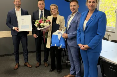 Uroczyste spotkanie partnerów kierunku kosmetologia | Aktualności | Uniwersytet WSB Merito we Wrocławiu: Wręczenie podziękowań