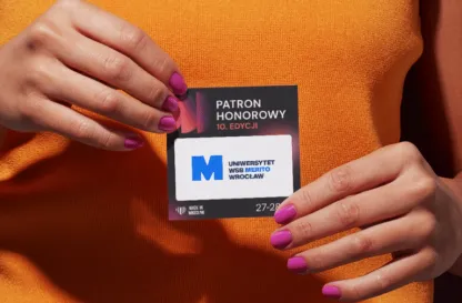Aktualności | Uniwersytet WSB Merito we Wrocławiu: Grafika z logo 