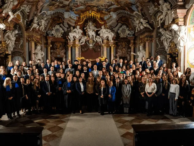 Absolwenci prawa wśród nowo zaprzysiężonych aplikantów radcowskich | Aktualności | Uniwersytet WSB Merito we Wrocławiu: Aplikanci radcowscy w Auli Leopoldina 