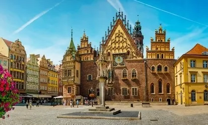 Inauguracja Roku Akademickiego 2026/2027 | Aktualności | Uniwersytet WSB Merito we Wrocławiu: Ratusz we Wrocławiu